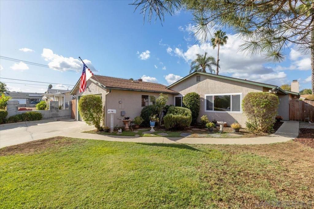 465 Highland Place, Escondido, CA 92027 — exterior