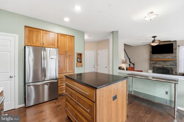 7677 VINEWOOD CT, Gainesville, VA 20155