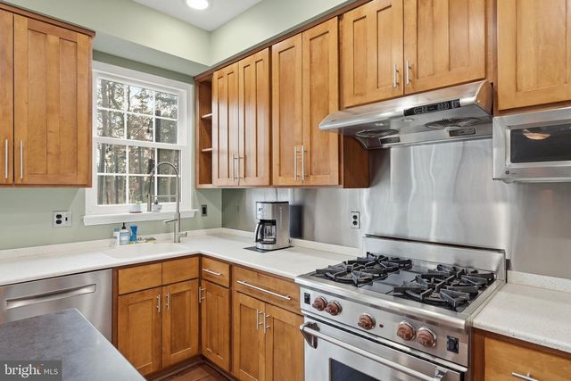 7677 VINEWOOD CT, Gainesville, VA 20155