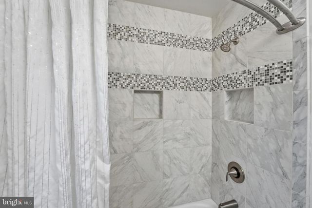 7677 VINEWOOD CT, Gainesville, VA 20155