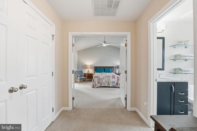 7677 VINEWOOD CT, Gainesville, VA 20155