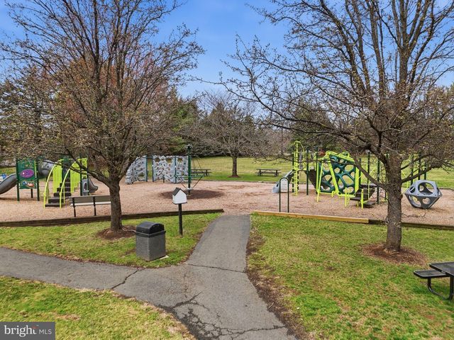 7677 VINEWOOD CT, Gainesville, VA 20155