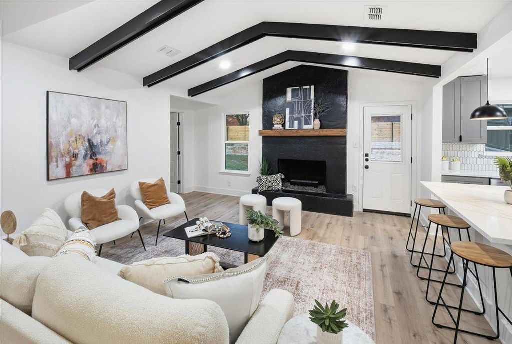 7300 Fred Morse DR, Austin, TX 78723