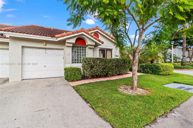 7464 S Pinewalk Dr S 81-18, Margate, FL 33063