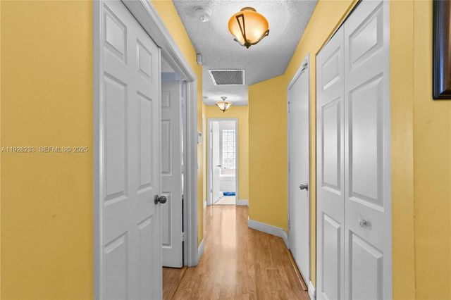 7464 S Pinewalk Dr S 81-18, Margate, FL 33063