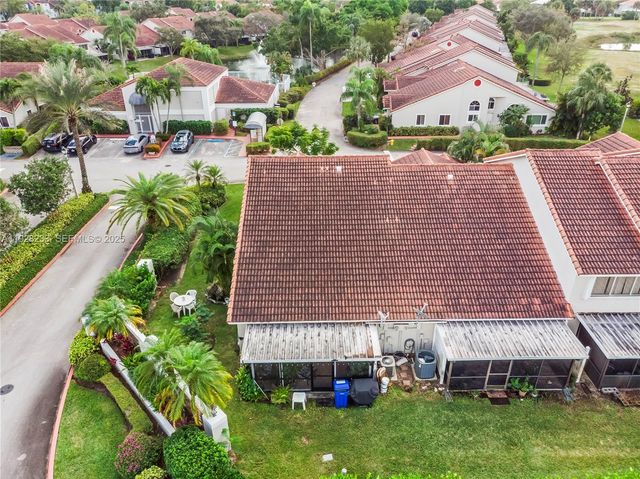 7464 S Pinewalk Dr S 81-18, Margate, FL 33063