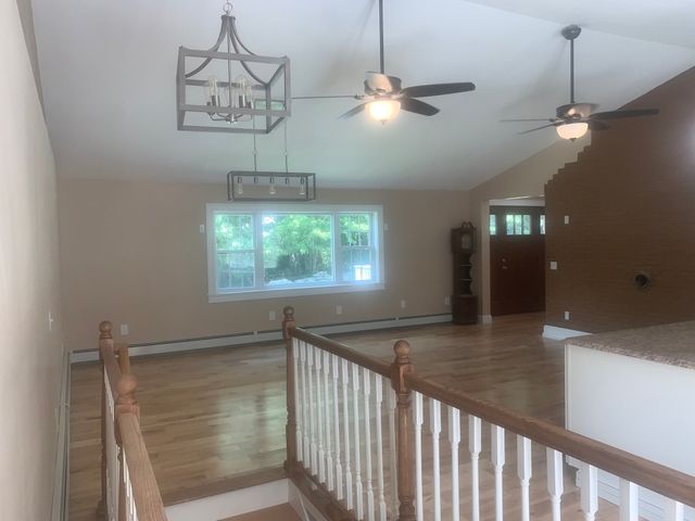 407 South Road, Templeton, MA 01468