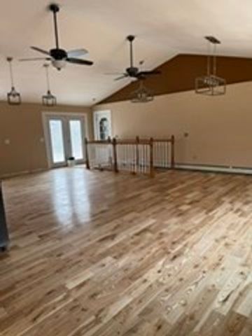 407 South Road, Templeton, MA 01468