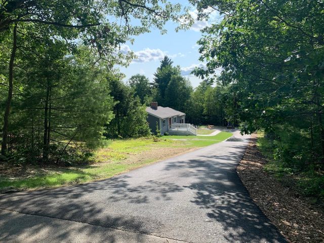 407 South Road, Templeton, MA 01468