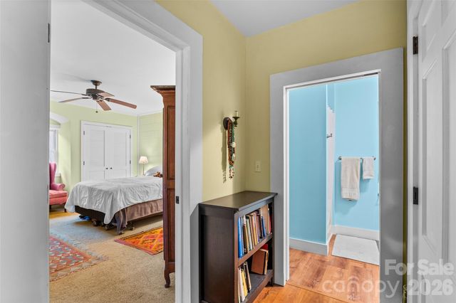 1087 N Turkey Creek Road, Leicester, NC 28748