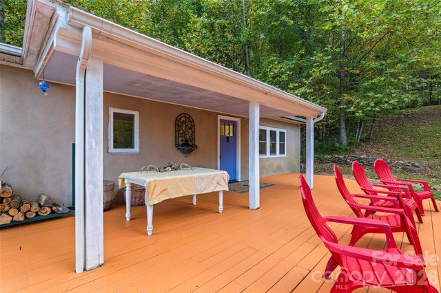 1087 N Turkey Creek Road, Leicester, NC 28748