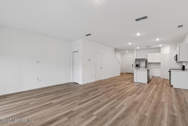 6936 GOLDEN MONARCH Avenue, Jacksonville, FL 32217