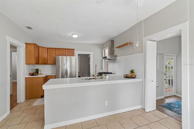 2502 W NORTH A STREET, Tampa, FL 33609