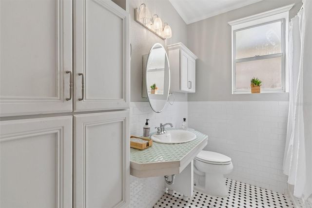 2502 W NORTH A STREET, Tampa, FL 33609