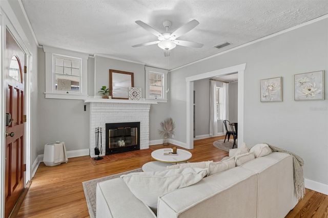 2502 W NORTH A STREET, Tampa, FL 33609