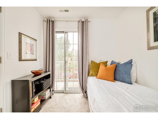 4887 White Rock Cir F, Boulder, CO 80301