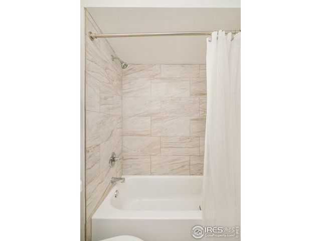 4887 White Rock Cir F, Boulder, CO 80301