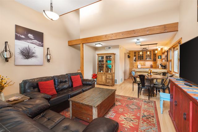 223 E Santa Fe C, Santa Fe, NM 87505