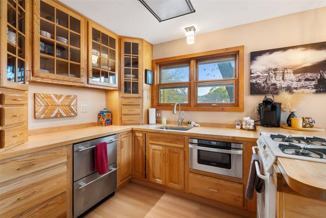 223 E Santa Fe C, Santa Fe, NM 87505