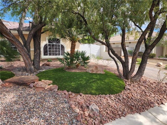 4592 Clay Peak Drive, Las Vegas, NV 89129