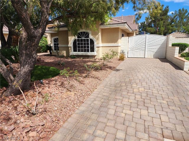 4592 Clay Peak Drive, Las Vegas, NV 89129