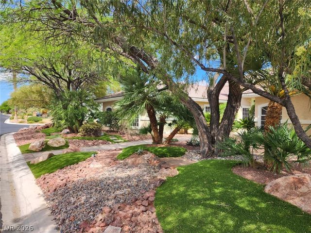 4592 Clay Peak Drive, Las Vegas, NV 89129