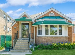 5547 N California Avenue, Chicago, IL 60625