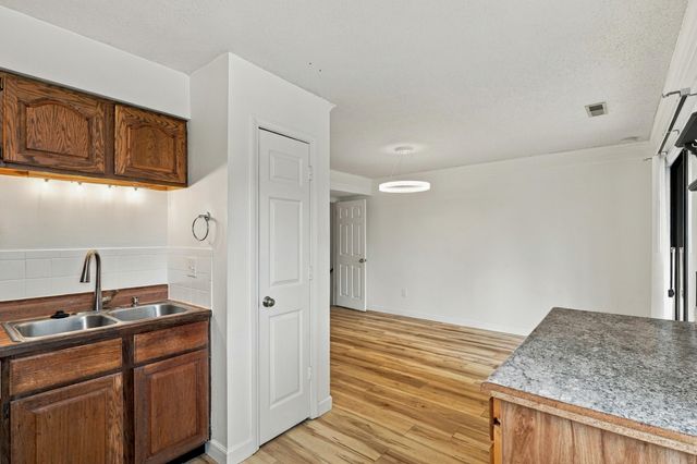 104 E GREEN MEADOWS RD 22, Columbia, MO 65203