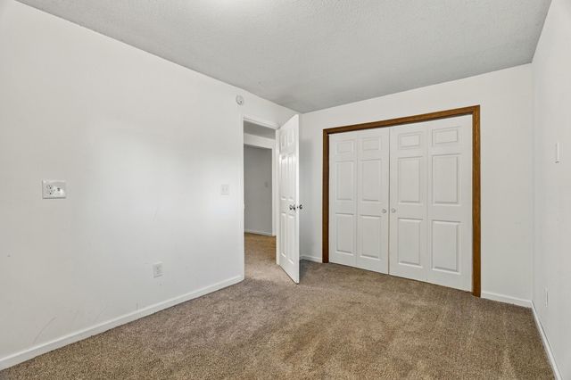 104 E GREEN MEADOWS RD 22, Columbia, MO 65203