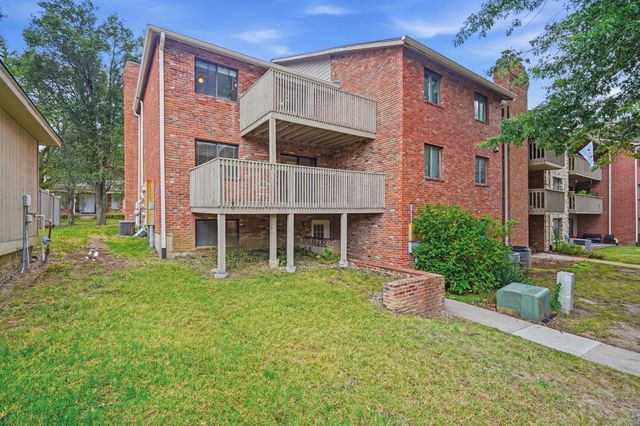 104 E GREEN MEADOWS RD 22, Columbia, MO 65203