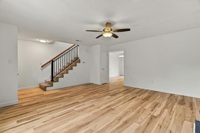 104 E GREEN MEADOWS RD 22, Columbia, MO 65203