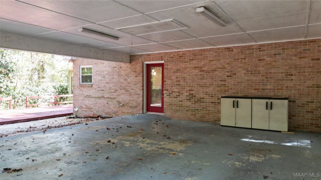 231 Jasmine Hill Road, Wetumpka, AL 36093