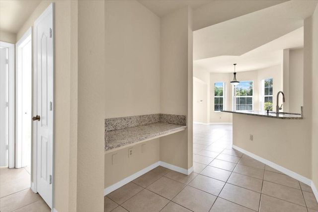 120 SW Peacock Boulevard 11-101, Port St. Lucie, FL 34986