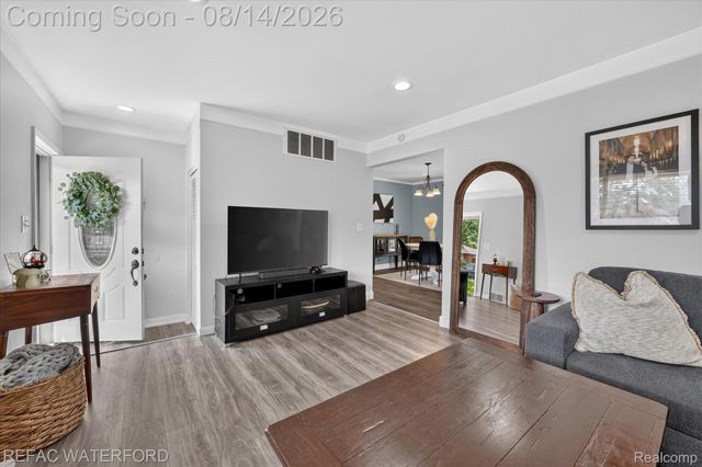 3476 Levee Street, Waterford Charter Township, MI 48329