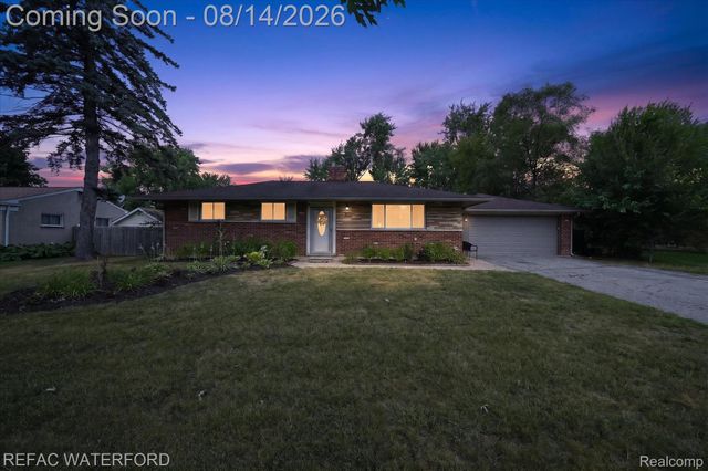 3476 Levee Street, Waterford Charter Township, MI 48329