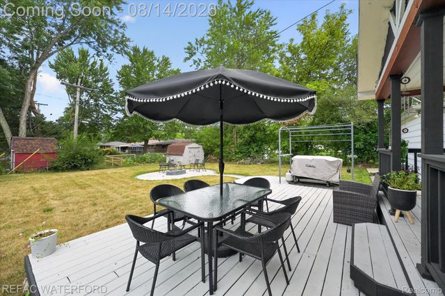 3476 Levee Street, Waterford Charter Township, MI 48329