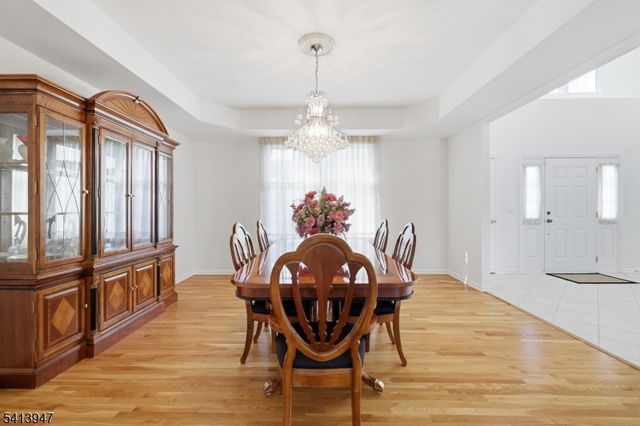 31 Phillip Dr, Parsippany-troy Hills Twp., NJ 07054