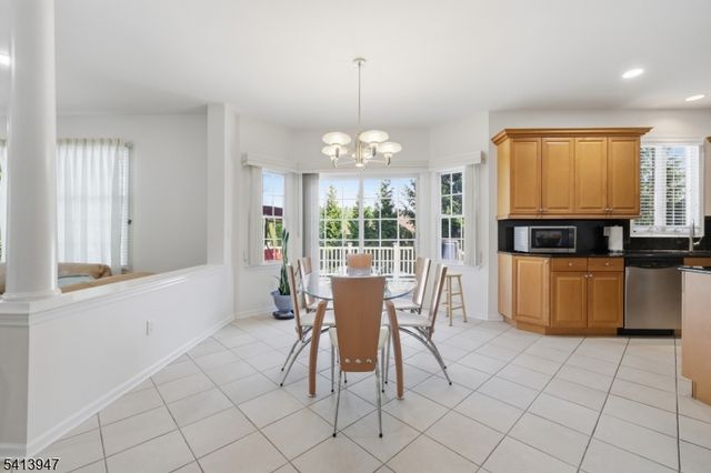 31 Phillip Dr, Parsippany-troy Hills Twp., NJ 07054