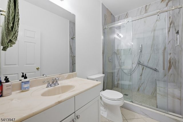 31 Phillip Dr, Parsippany-troy Hills Twp., NJ 07054