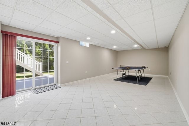 31 Phillip Dr, Parsippany-troy Hills Twp., NJ 07054