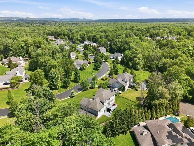 31 Phillip Dr, Parsippany-troy Hills Twp., NJ 07054