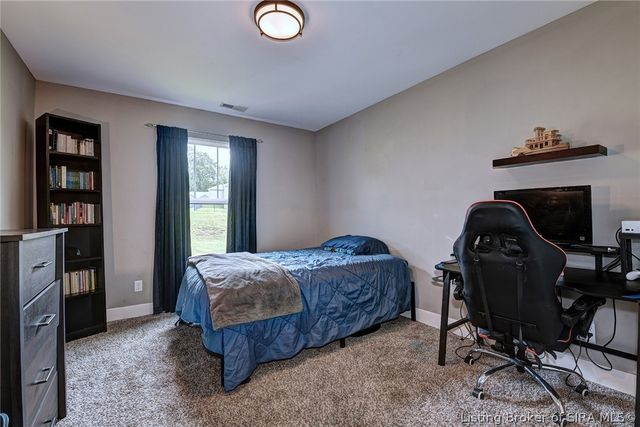 9008 Haylyn Lane, Georgetown, IN 47122