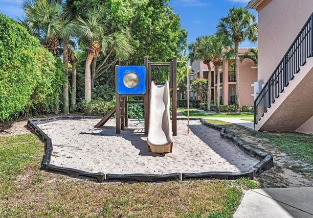 1910 Belmont Place, Boynton Beach, FL 33436