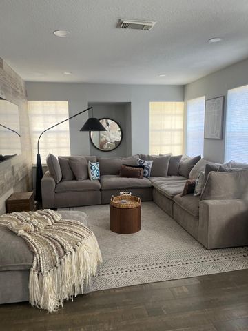 1910 Belmont Place, Boynton Beach, FL 33436