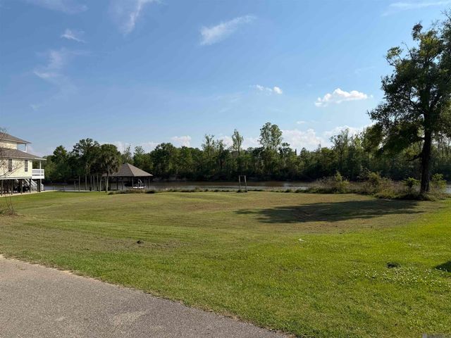 15781 Cypress Point Ln, French Settlement, LA 70733