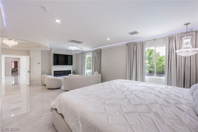 6809 Via Locanda Avenue, Las Vegas, NV 89131