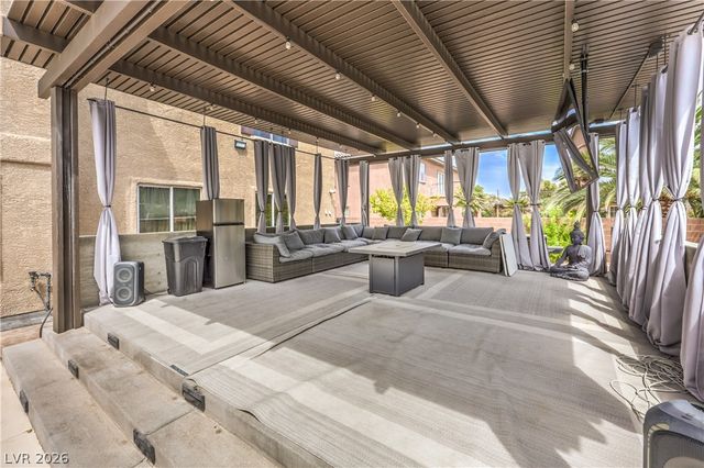 6809 Via Locanda Avenue, Las Vegas, NV 89131