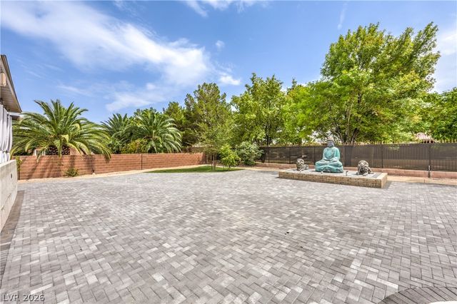 6809 Via Locanda Avenue, Las Vegas, NV 89131