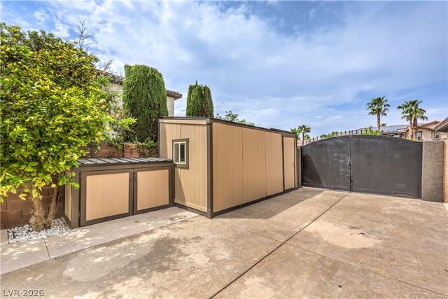 6809 Via Locanda Avenue, Las Vegas, NV 89131