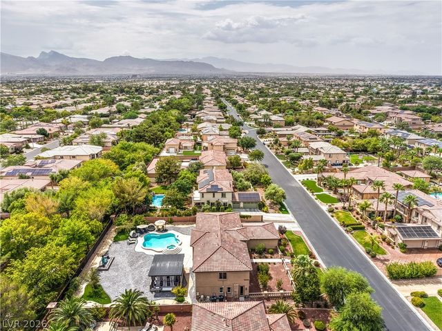 6809 Via Locanda Avenue, Las Vegas, NV 89131